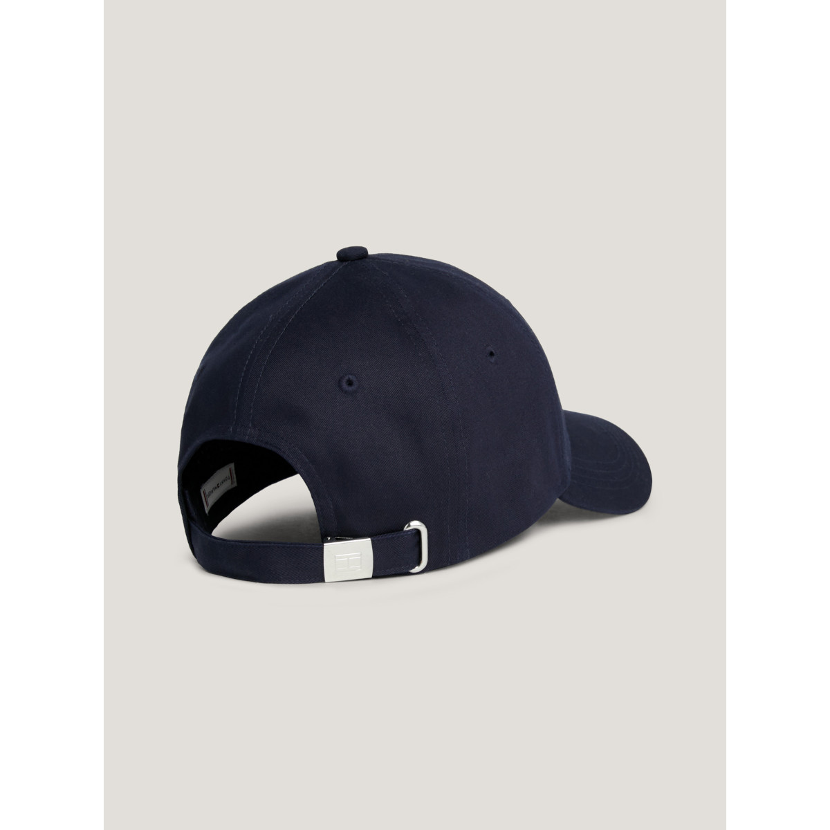 M05-WOMEN-HATS