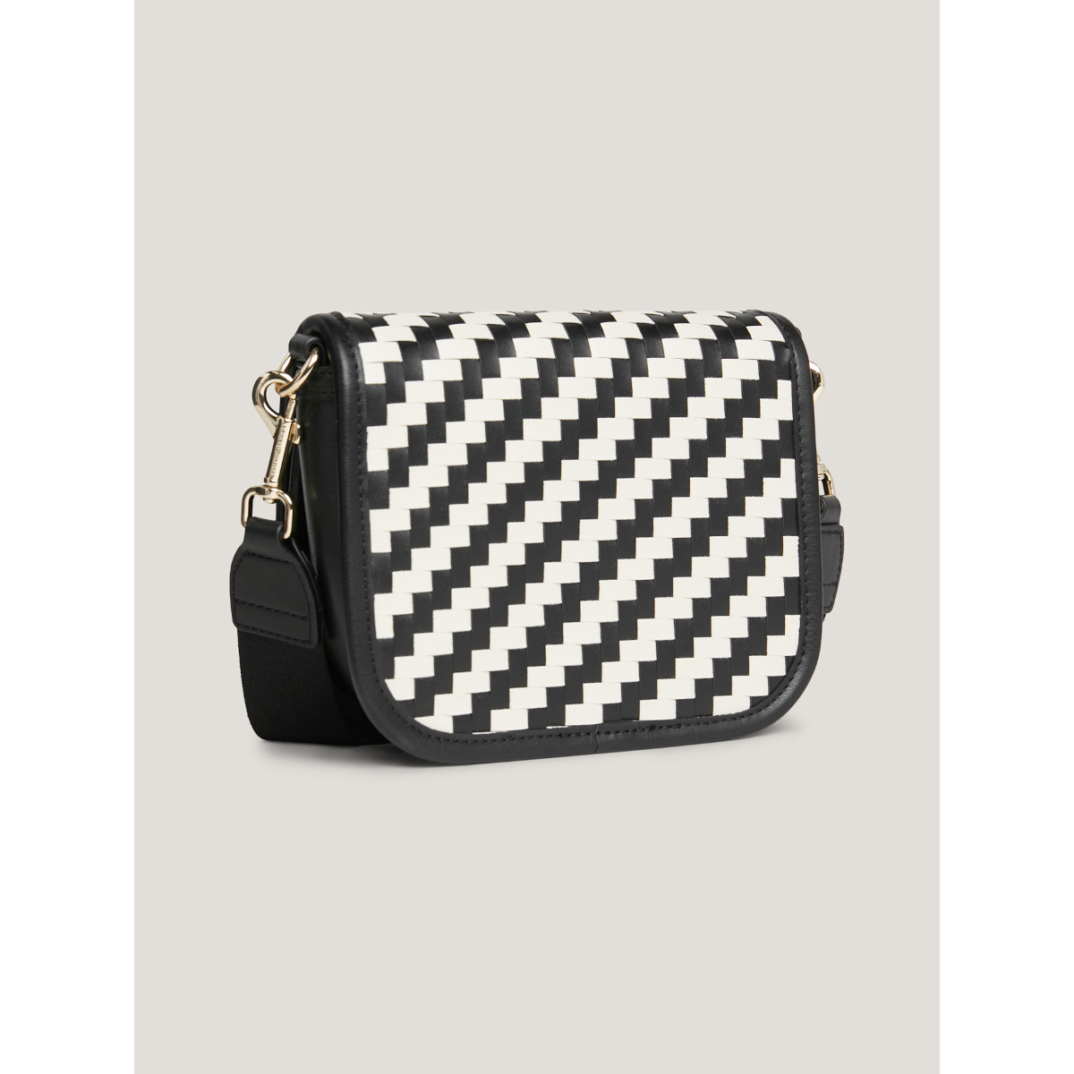 M13-WOMEN-BAGS