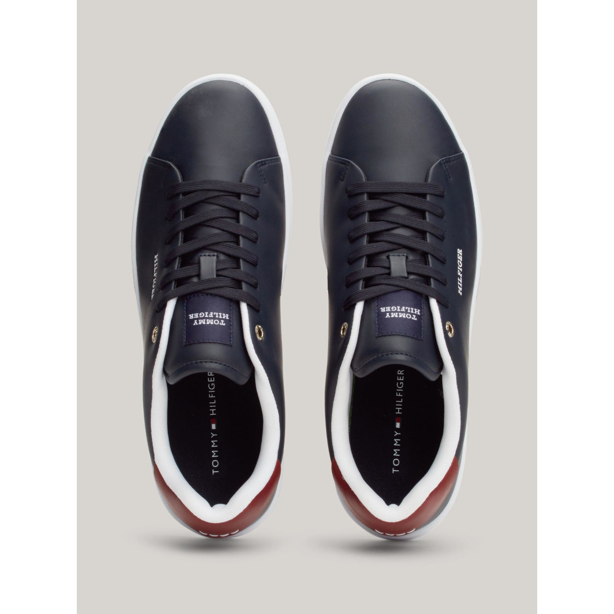 M06-MEN-SNEAKERS