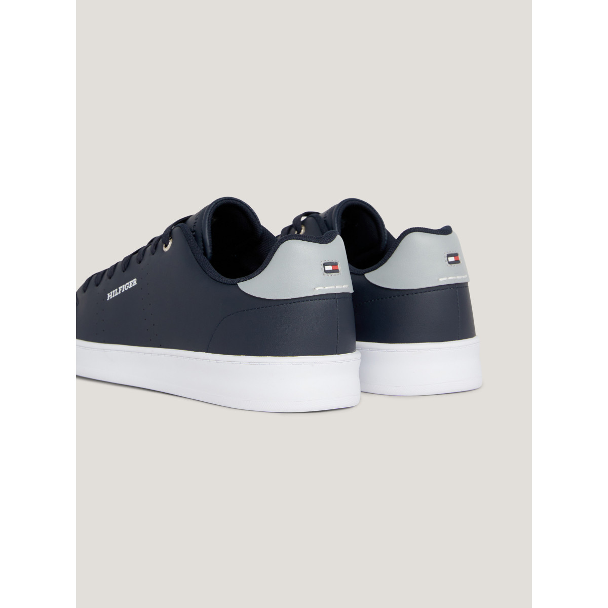 M06-MEN-SNEAKERS