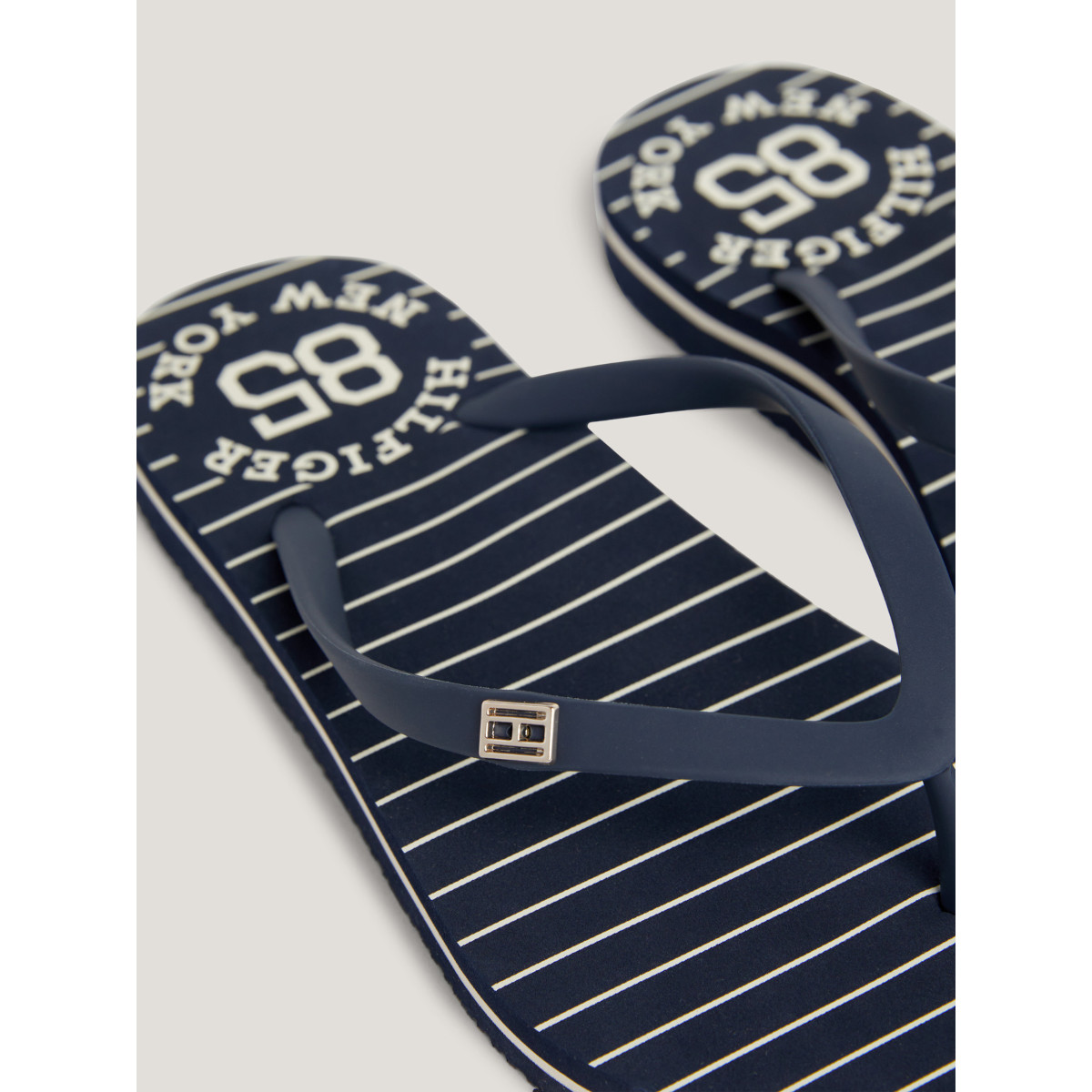 M06-WOMEN-FLIP FLOPS