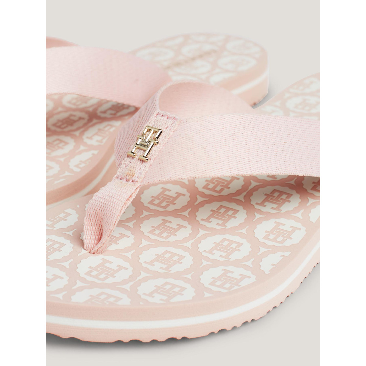 M06-WOMEN-FLIP FLOPS