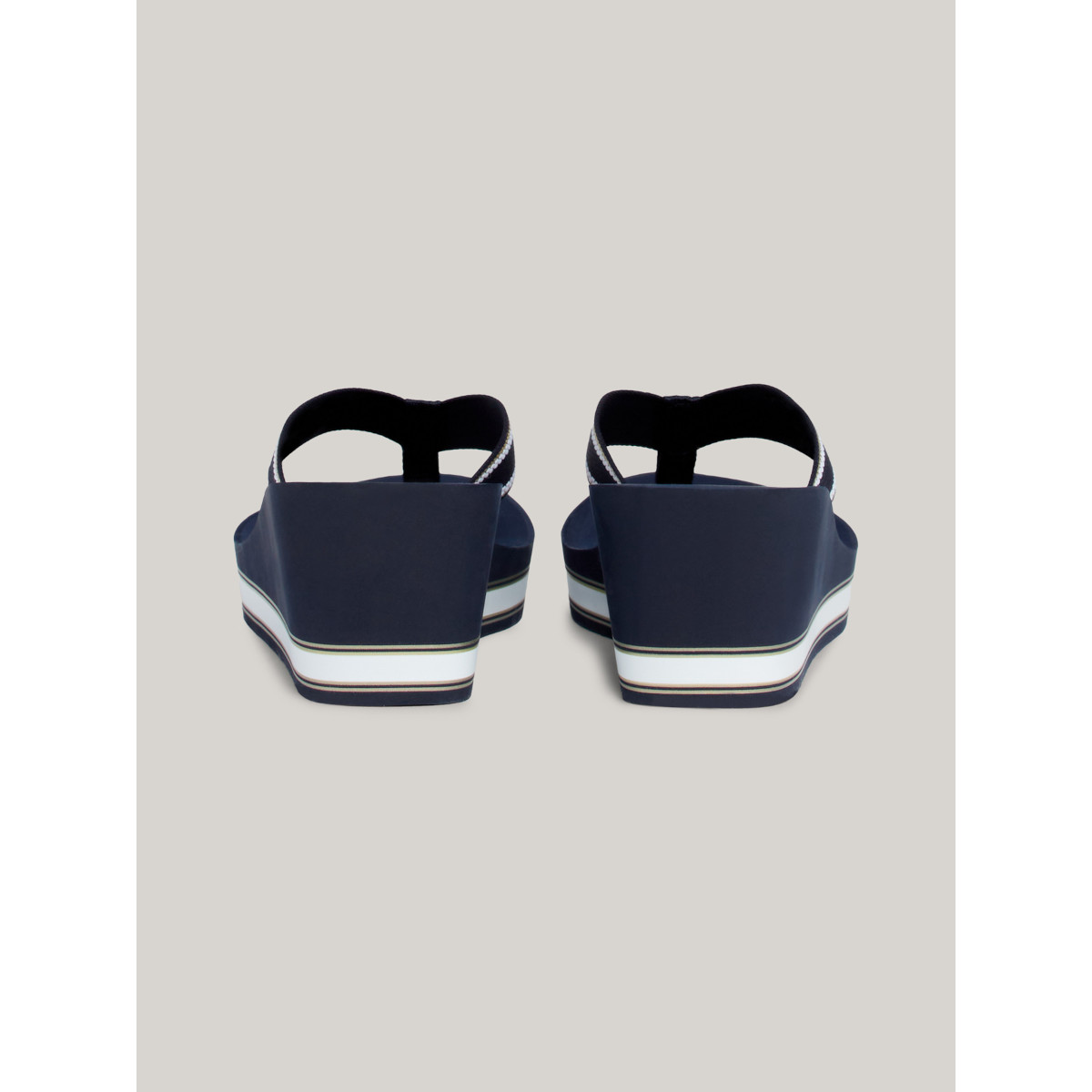 M06-WOMEN-FLIP FLOPS