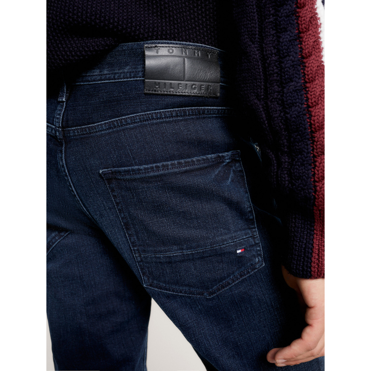 M01-MEN-DENIM PANTS